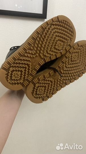 Ботинки Nike женские