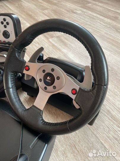 Игровой руль Logitech G25