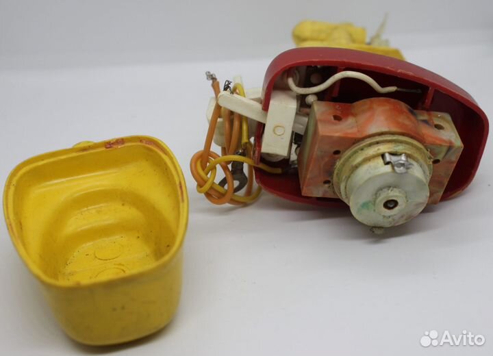 Игрушка Лодочный мотор Вихрь для судомоделей СССР