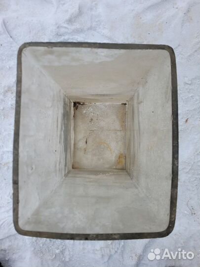 Стеклянная емкость