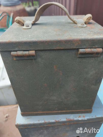 Коробка из металла