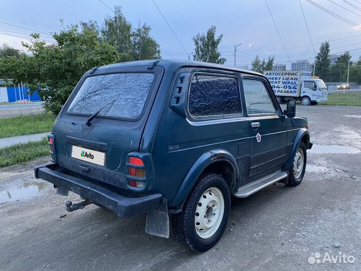 LADA 4x4 (Нива) 1.7 МТ, 2001, 130 000 км