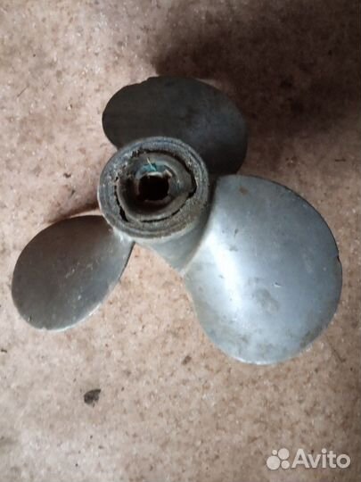 Винт для мотора