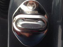 Накладки на дверной замок Mazda