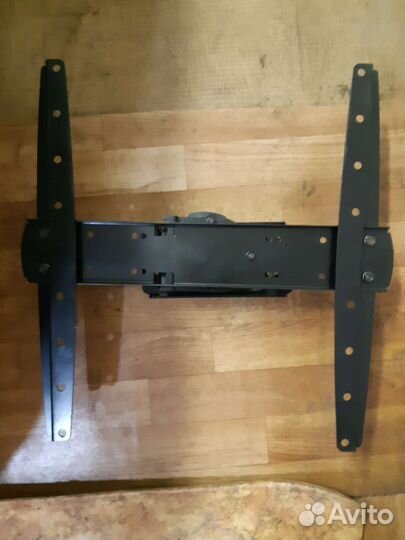 Кронштейн для телевизора