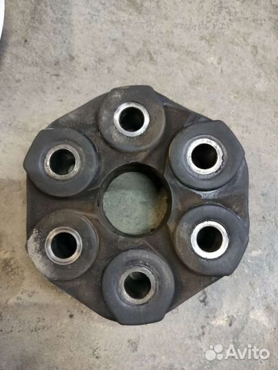 Эластичная муфта кардана бмв e34