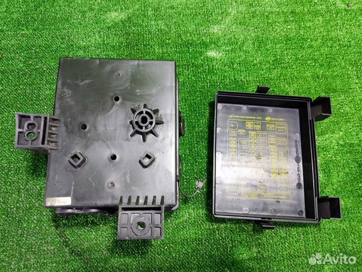 Корпус блока предохранителей Ssangyong Rexton 2005