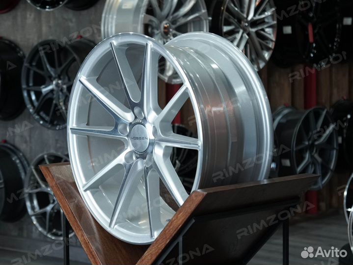 Литые диски Vossen R17 для Toyota. Рассрочка