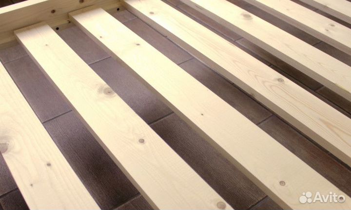 Кровать двуспальная