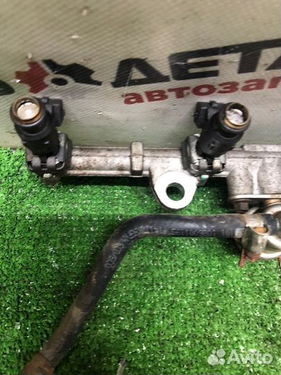 Топливная рейка с форсунками Geely Mk седан 1.5