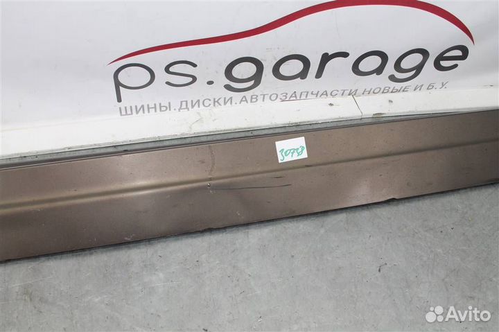 Накладка порога правого Volvo XC90 2014-2019