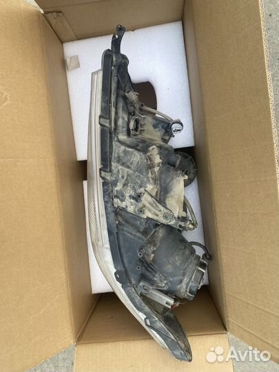 Левая передняя фара Mitsubishi ASX