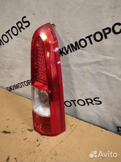 Фонарь задний правый Вольво XC70 V70 верхняя часть