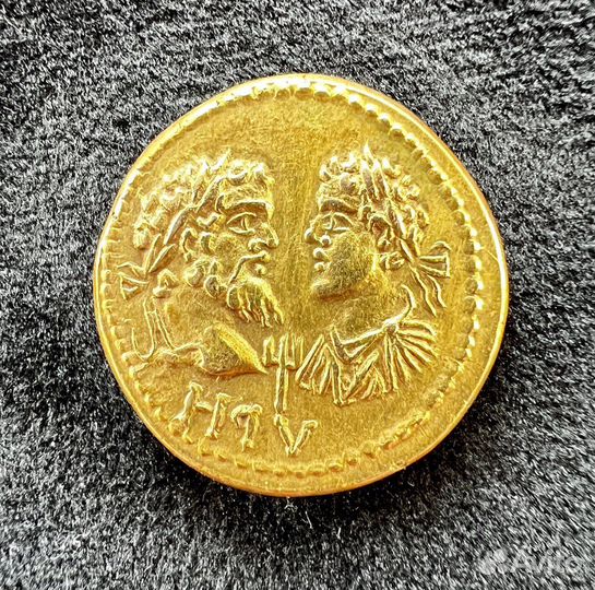 Золотые монеты