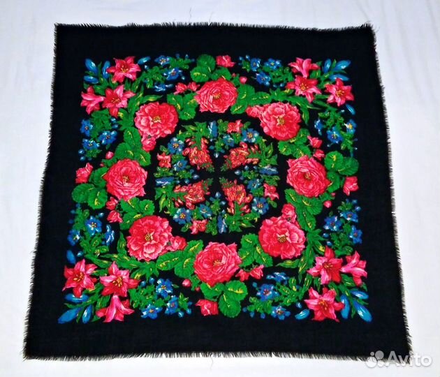 Советский павловопосадский платок