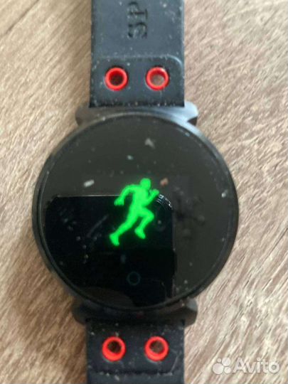 Часы для спорта водонепроницаемые