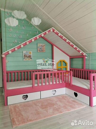 Кровать домик