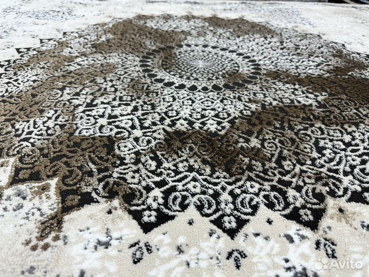 Ковер новый 1.55х2.3 Турция