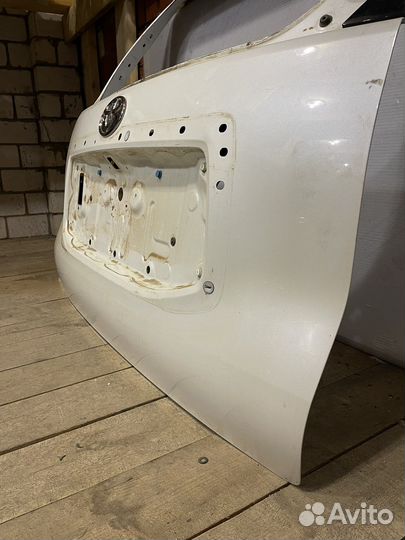 Дверь багажника Toyota Land Cruiser Prado 150