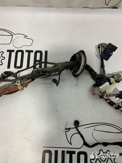 Проводка салона Nissan Terrano D10 K4MA606 2014