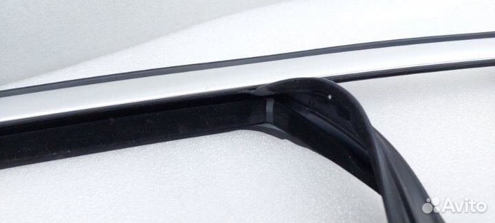 Б/У Б/У Уплотнитель стекла двери Верхний