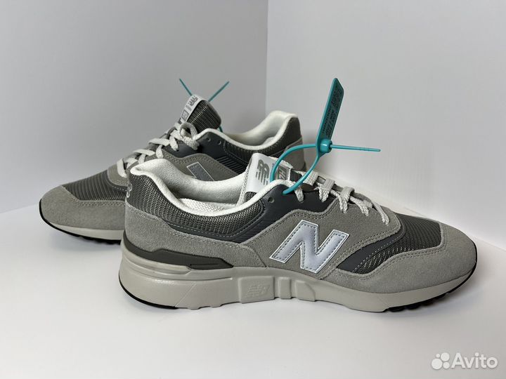 New Balance 997H