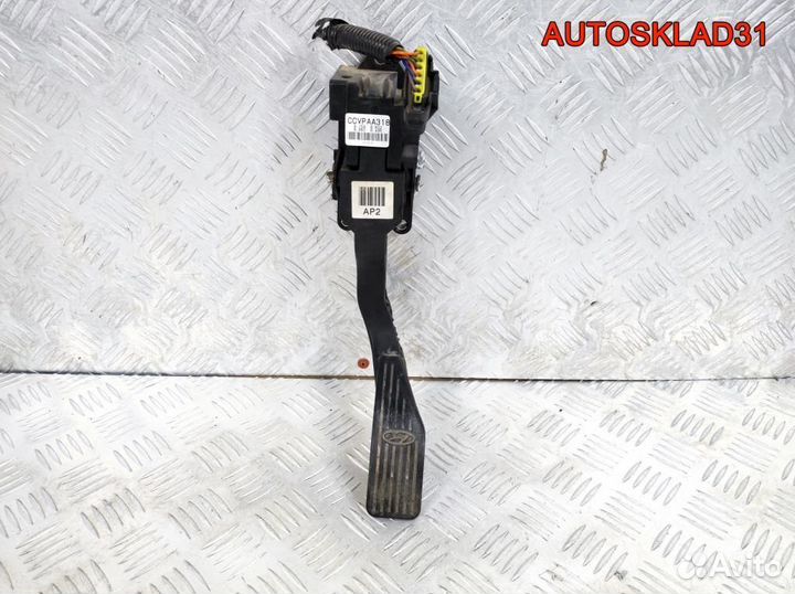 Педаль газа Hyundai Starex H1 327264A700
