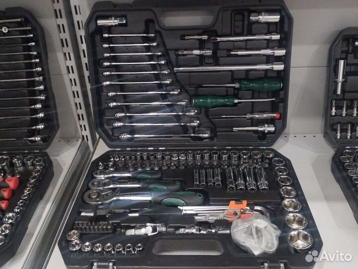 Набор инструментов 121 предмет