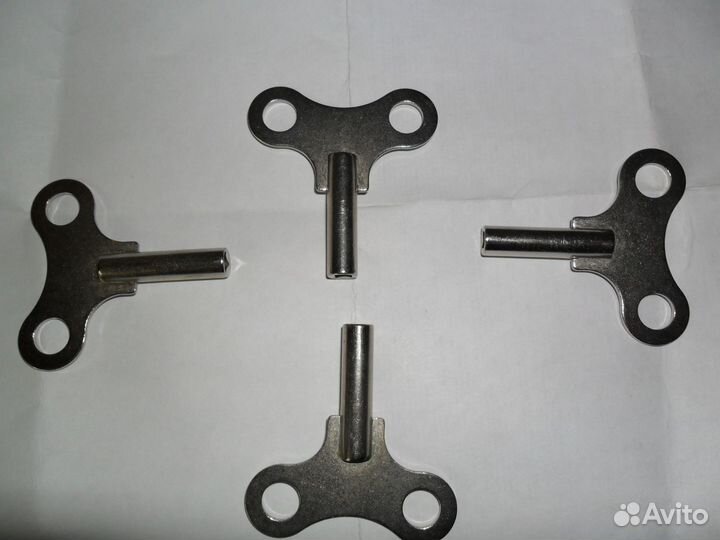 Ключ для часов и гитар