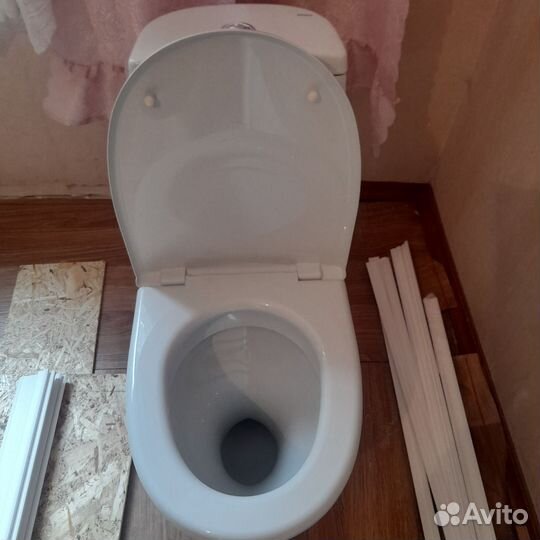 Унитаз новый