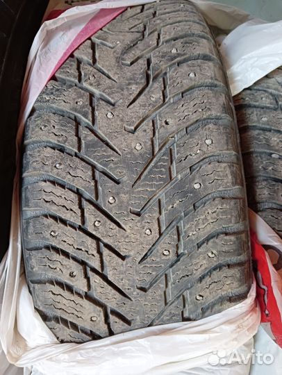 Nokian Tyres Hakkapeliitta 8 SUV 225/65 R17
