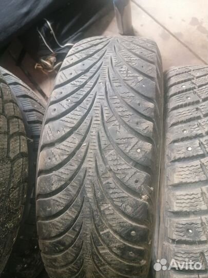 Goodyear UltraGrip 195/65 R15