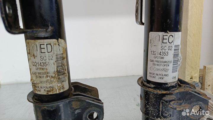 Передние стойки opel corsa D