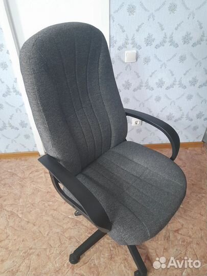 Компьютерное кресло