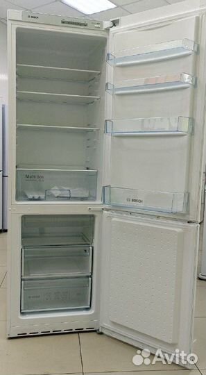 Холодильник Bosch KGV36NW1AR