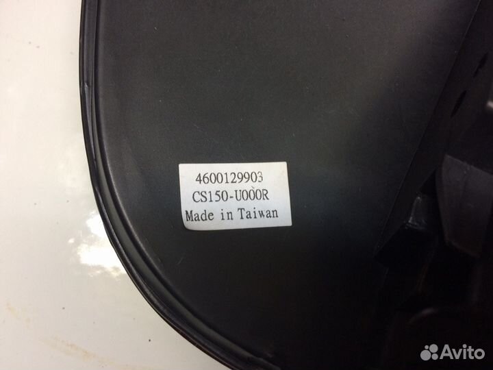 Фонарь задний правый на Dodge Stratus 01-06 г.в