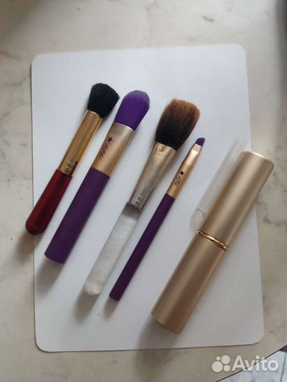 Кисти новые