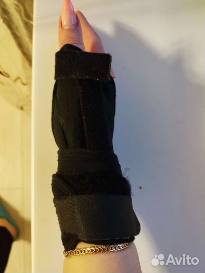 Ортез на руку большой палец