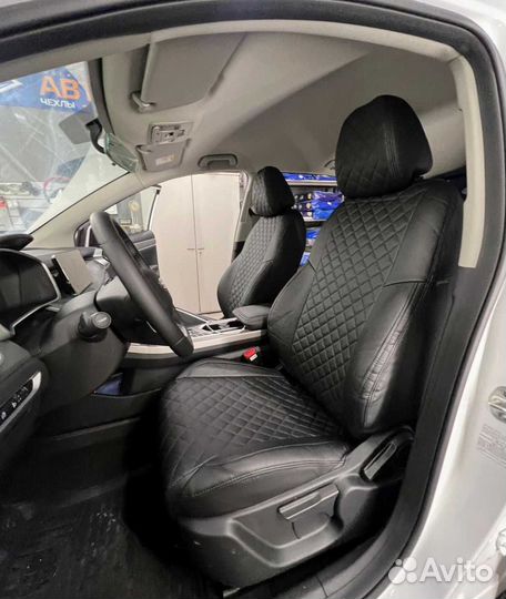 Чехлы на Geely Coolray