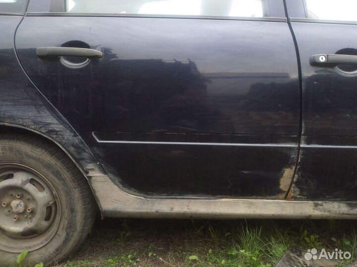 Задняя правая дверь лада калина 1
