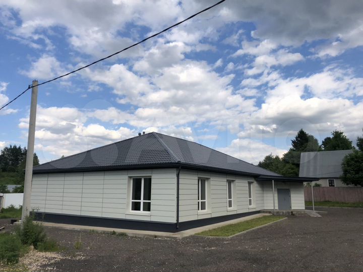 Коттедж 261,1 м² на участке 14 сот.