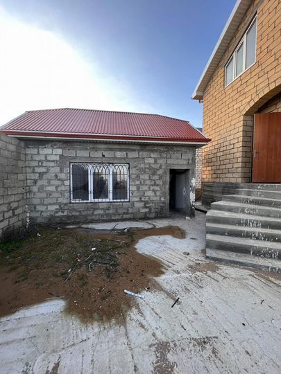 Дом 100 м² на участке 5 сот.