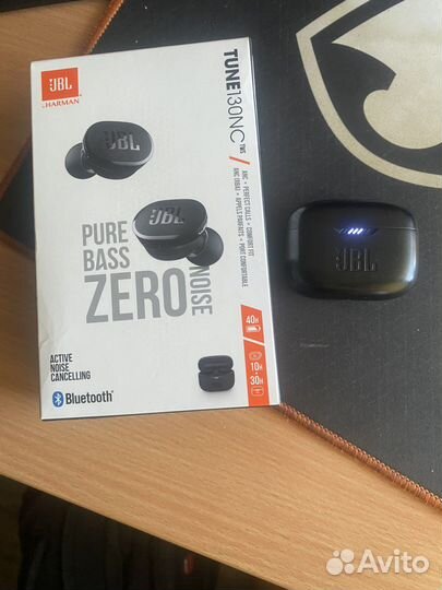 Беспроводные наушники JBL Tune 130NC