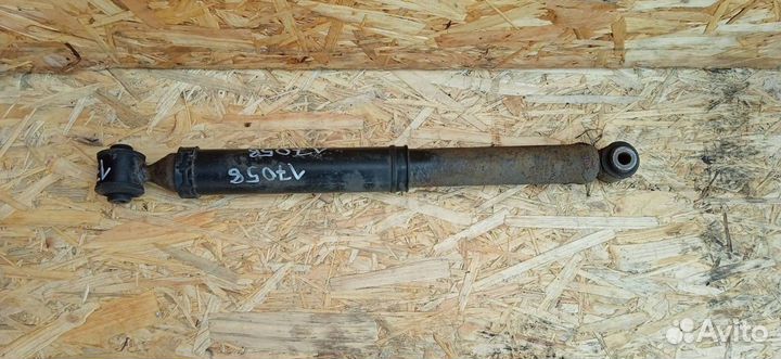 Амортизатор задний Peugeot 2008 2016