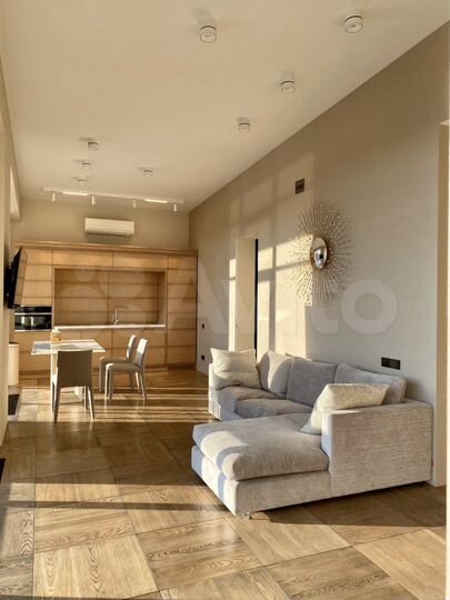 2-к. квартира, 91 м², 3/8 эт.