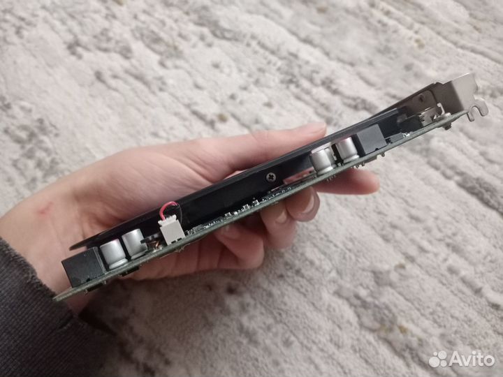 Б/у видеокарта 2 гб