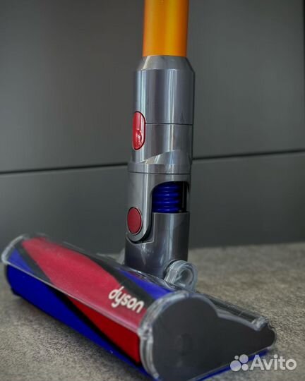 Dyson v8 absolute+