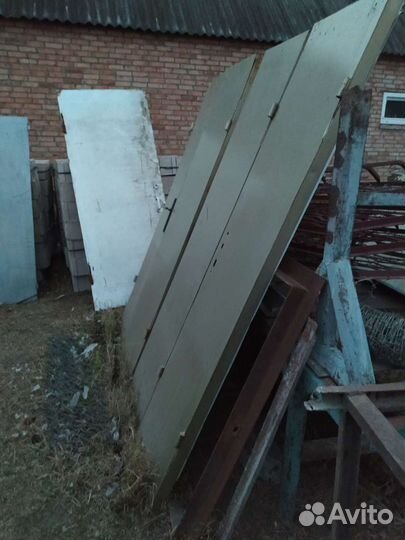 Двери металлические