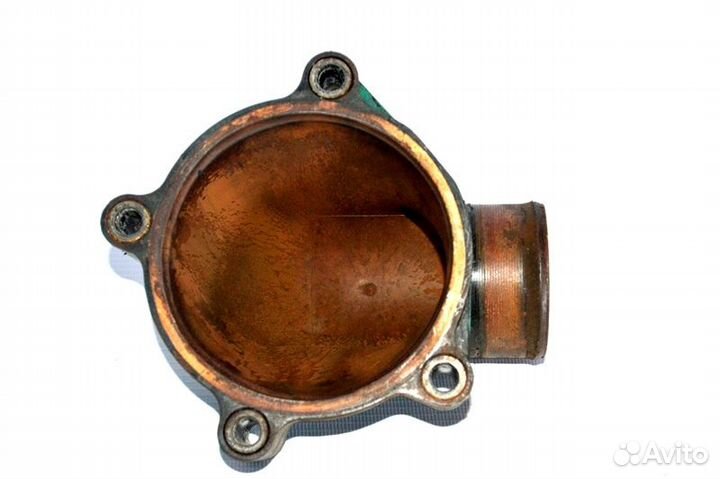 Крышка корпуса термостата volvo VNL 780 (01.06)