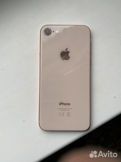 iPhone 8, 64 ГБ